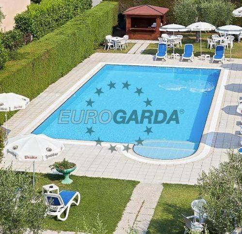 intera palazzina in vendita a Cavaion Veronese