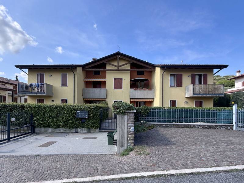 appartamento in vendita a Cavaion Veronese