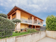 appartamento in vendita a Cavaion Veronese in zona Sega