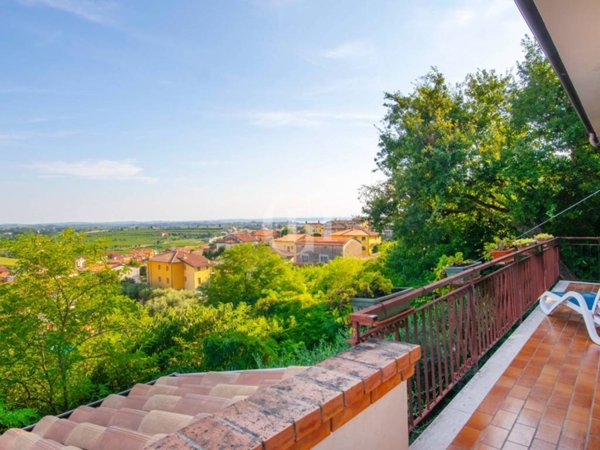 casa indipendente in vendita a Cavaion Veronese