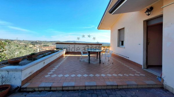 casa indipendente in vendita a Cavaion Veronese
