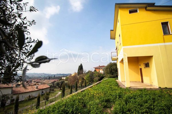 casa indipendente in vendita a Cavaion Veronese