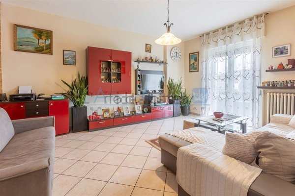 appartamento in vendita a Cavaion Veronese