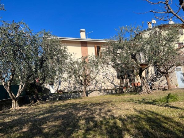 casa indipendente in vendita a Cavaion Veronese