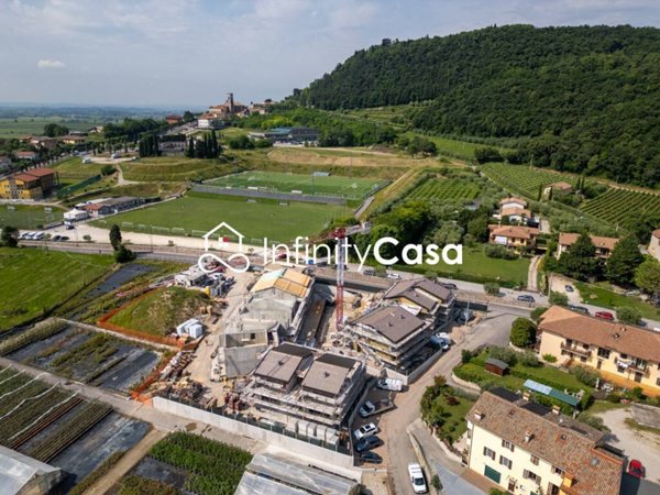 appartamento in vendita a Cavaion Veronese