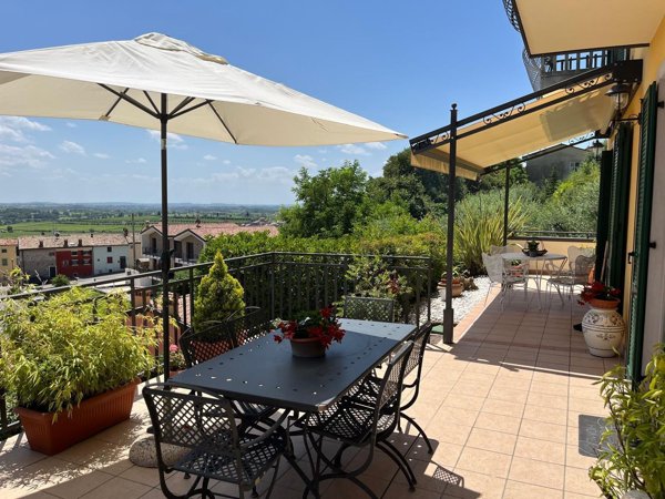 casa indipendente in vendita a Cavaion Veronese