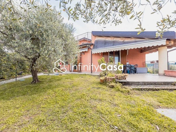 casa indipendente in vendita a Cavaion Veronese