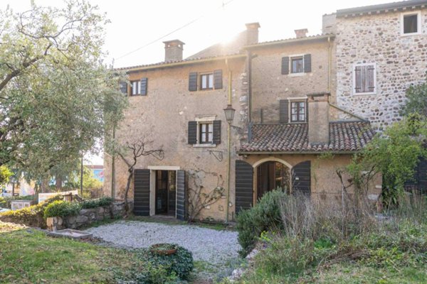 casa indipendente in vendita a Cavaion Veronese