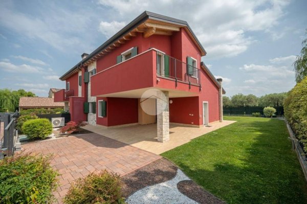 casa indipendente in vendita a Cavaion Veronese