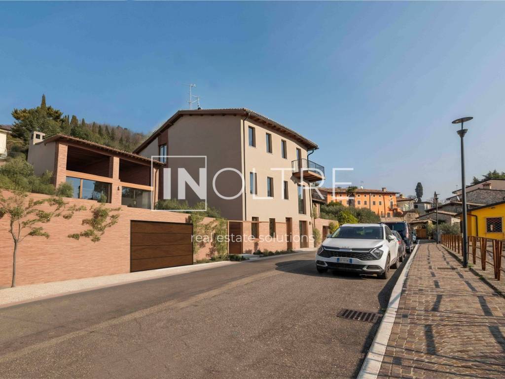 casa indipendente in vendita a Cavaion Veronese