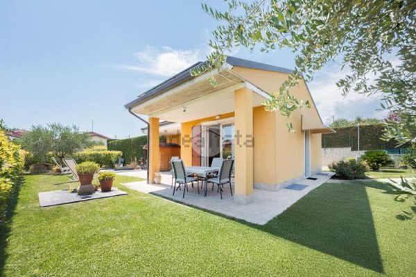 casa indipendente in vendita a Cavaion Veronese