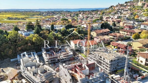 appartamento in vendita a Cavaion Veronese