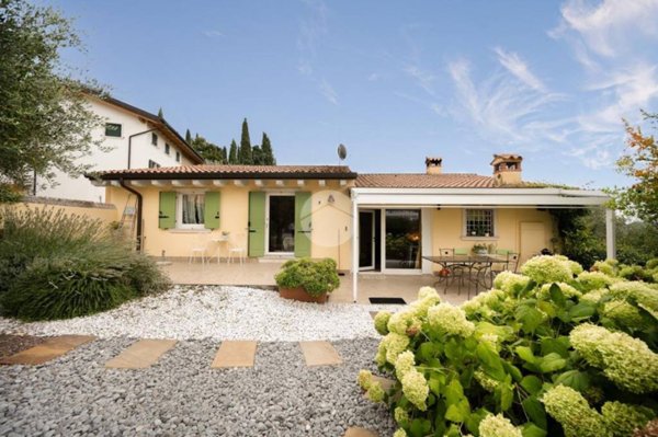 casa indipendente in vendita a Cavaion Veronese
