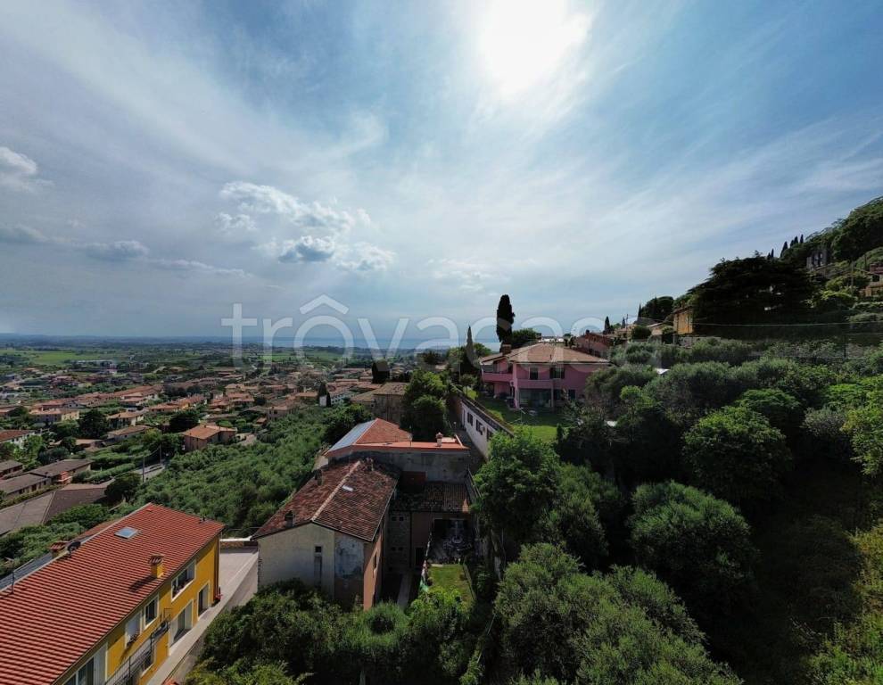 casa indipendente in vendita a Cavaion Veronese