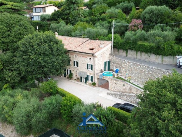 casa indipendente in vendita a Cavaion Veronese