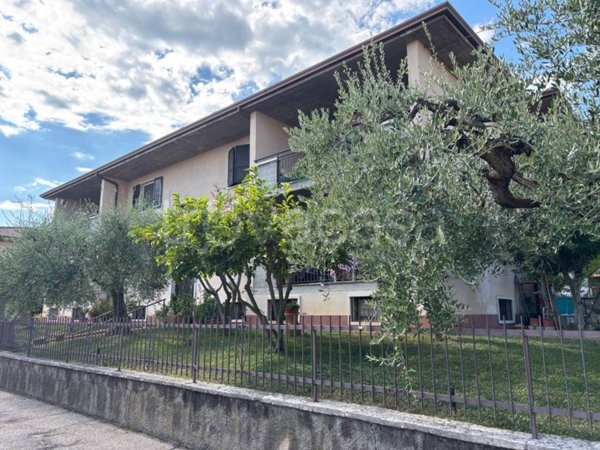 appartamento in vendita a Cavaion Veronese