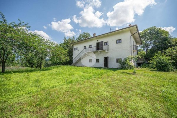 casa indipendente in vendita a Cavaion Veronese