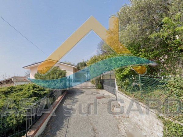 casa indipendente in vendita a Cavaion Veronese