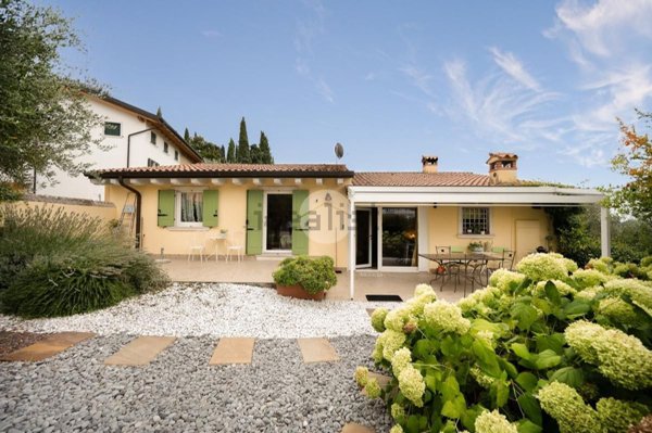 casa indipendente in vendita a Cavaion Veronese