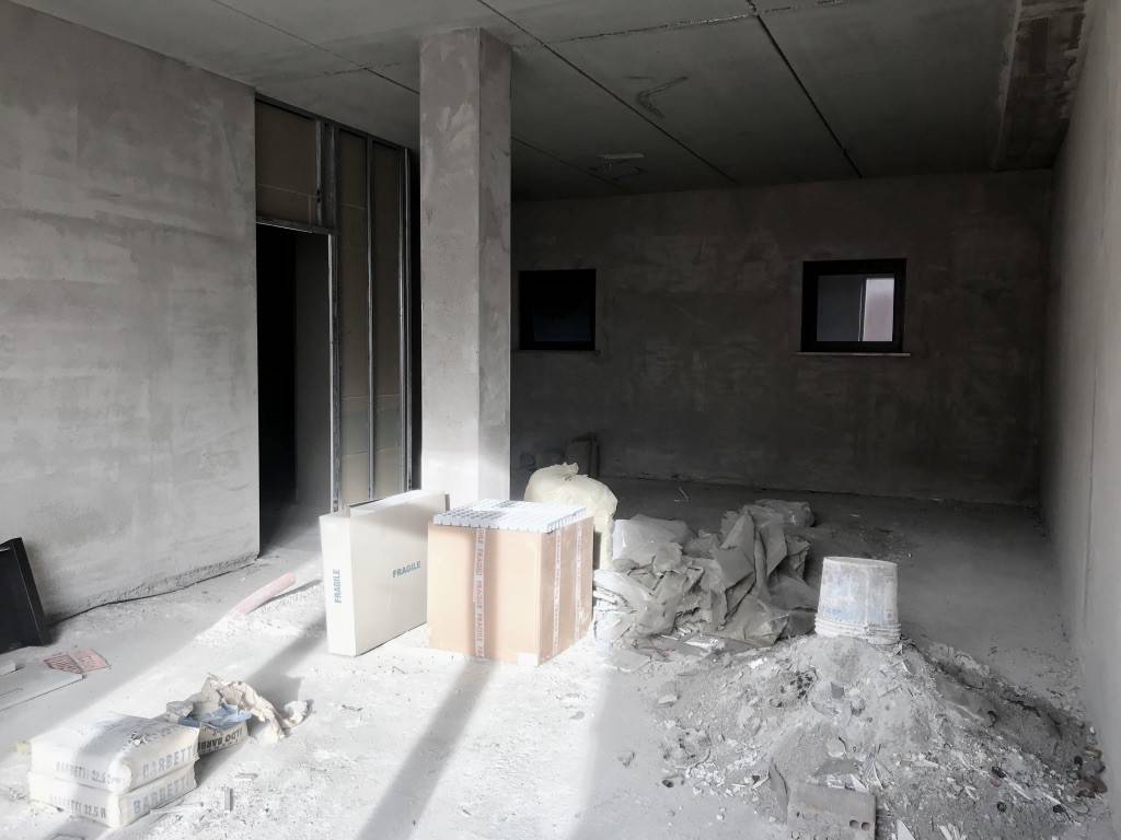 negozio in vendita a Cavaion Veronese