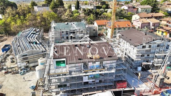 appartamento in vendita a Cavaion Veronese