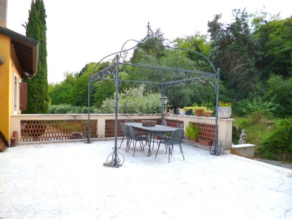 casa indipendente in vendita a Cavaion Veronese