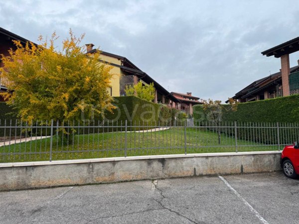 appartamento in vendita a Cavaion Veronese