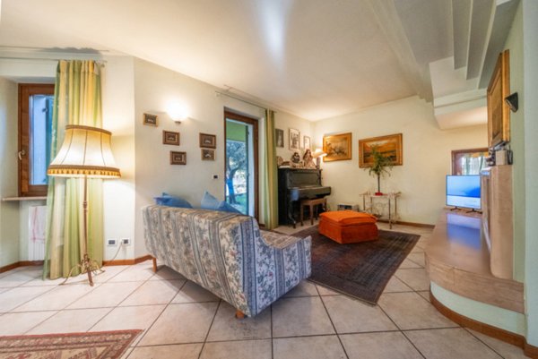 casa indipendente in vendita a Cavaion Veronese