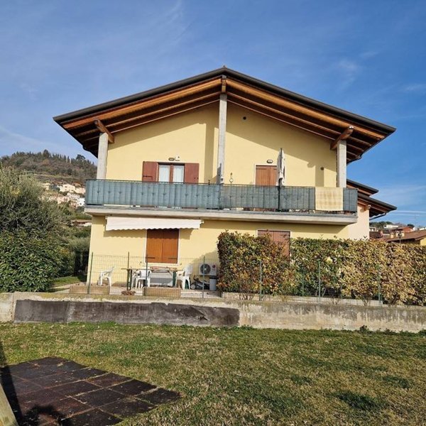 appartamento in vendita a Cavaion Veronese