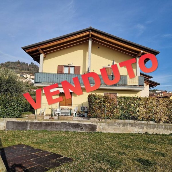 appartamento in vendita a Cavaion Veronese