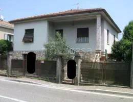 appartamento in vendita a Cavaion Veronese in zona Sega