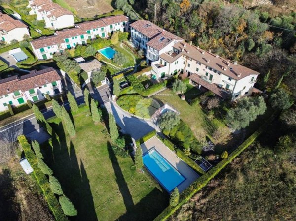 appartamento in vendita a Cavaion Veronese