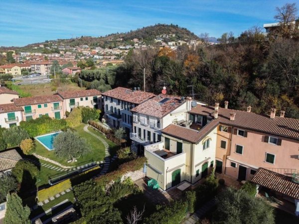 appartamento in vendita a Cavaion Veronese