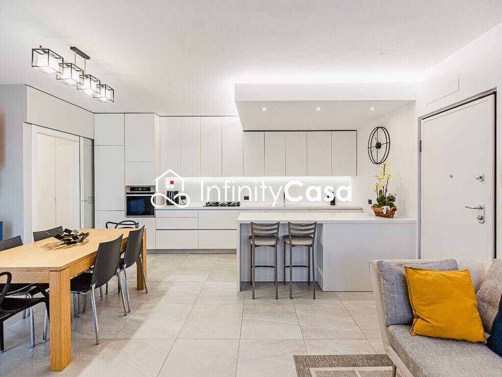 appartamento in vendita a Cavaion Veronese in zona Sega