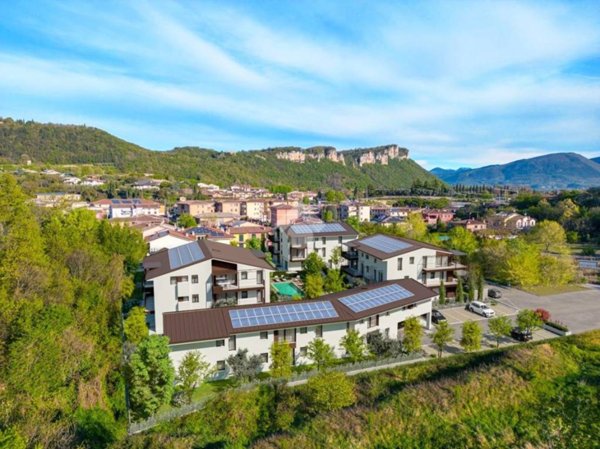 appartamento in vendita a Cavaion Veronese