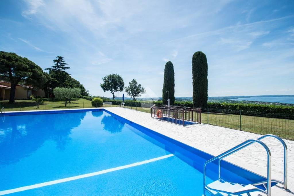 appartamento in vendita a Cavaion Veronese