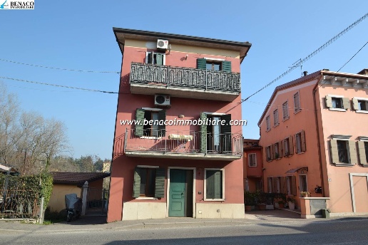 appartamento in vendita a Cavaion Veronese in zona Sega