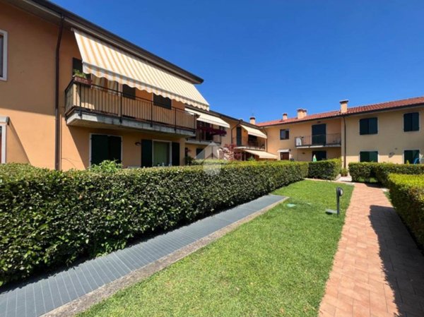 appartamento in vendita a Cavaion Veronese in zona Sega