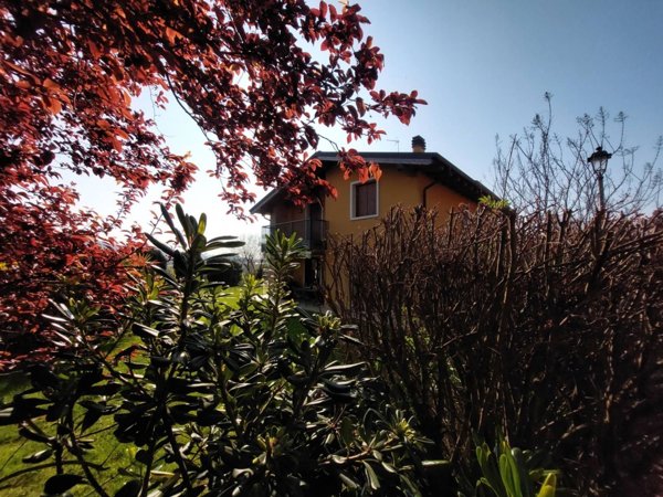 appartamento in vendita a Cavaion Veronese in zona Sega