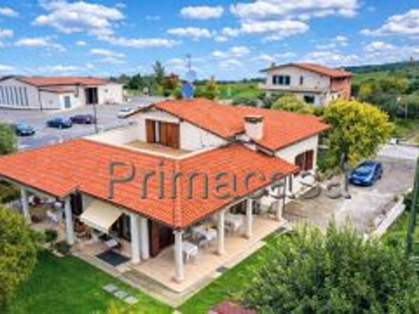 casa indipendente in vendita a Cavaion Veronese