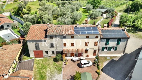 casa indipendente in vendita a Cavaion Veronese