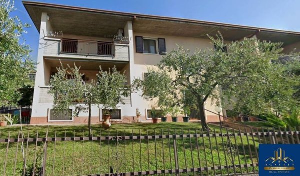 appartamento in vendita a Cavaion Veronese