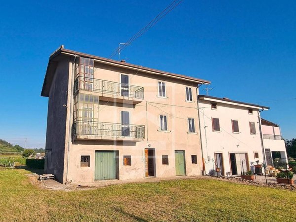 casa indipendente in vendita a Cavaion Veronese
