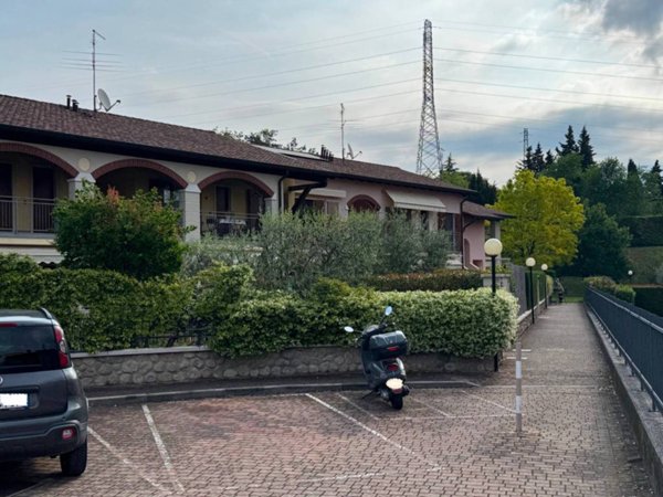 appartamento in vendita a Cavaion Veronese