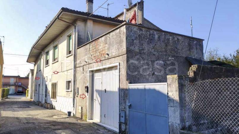 appartamento in vendita a Cavaion Veronese in zona Sega