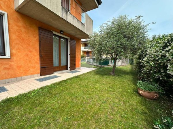 appartamento in vendita a Cavaion Veronese