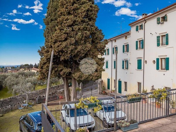 appartamento in vendita a Cavaion Veronese
