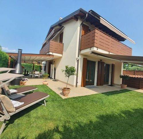 casa indipendente in vendita a Cavaion Veronese