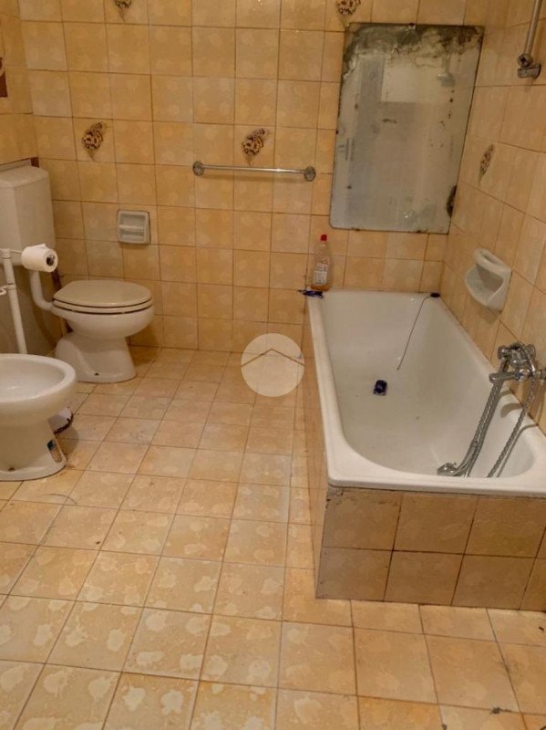 casa indipendente in vendita a Cazzano di Tramigna in zona Campiano