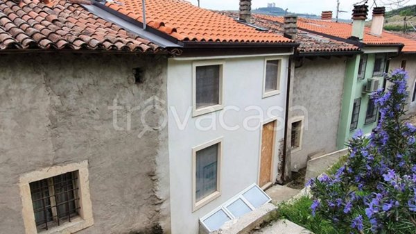 casa indipendente in vendita a Cazzano di Tramigna